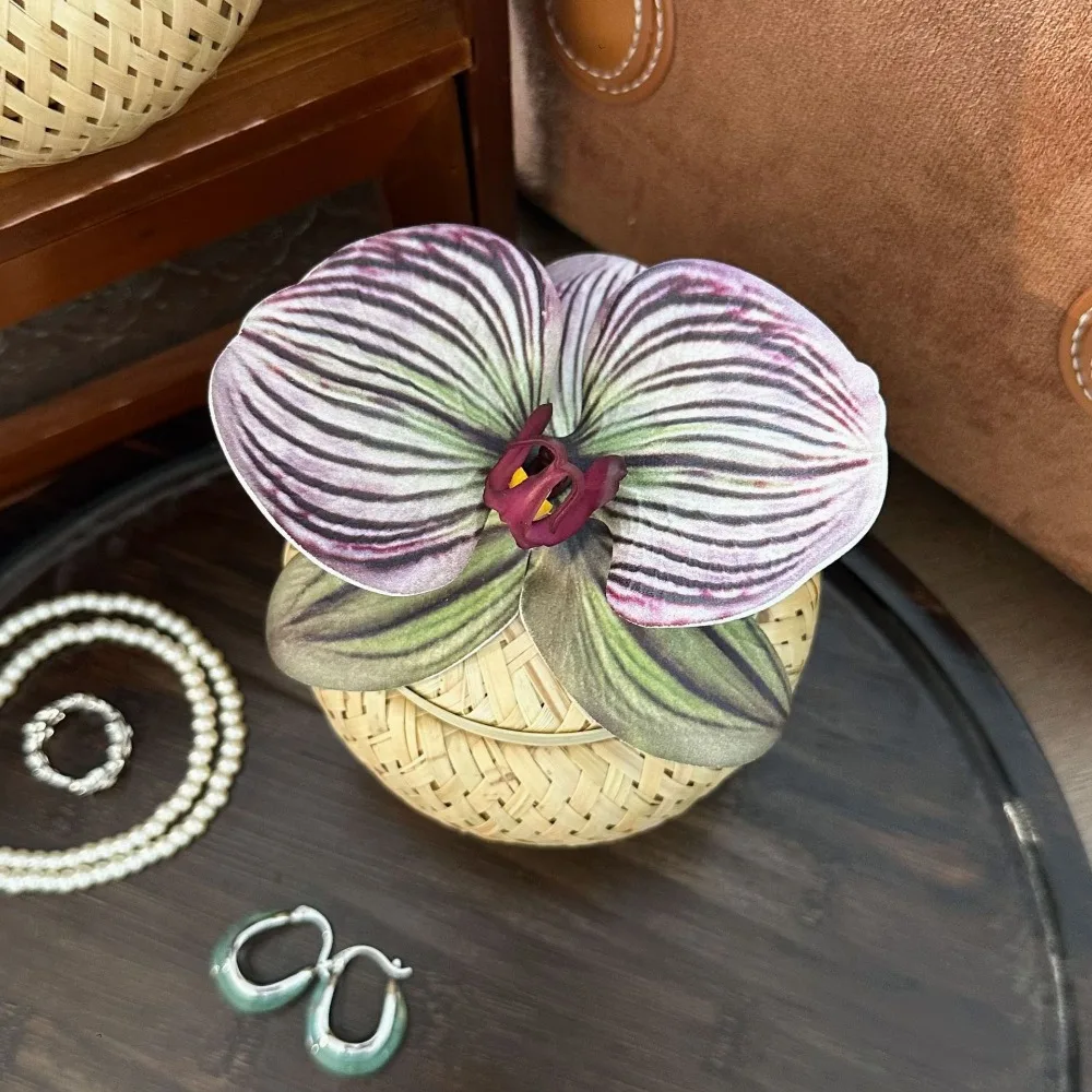 

Large Capacity Bamboo Weave Jewelry Box Jewelry Case Earrings Jewelry Display Tray Storage Box Flower