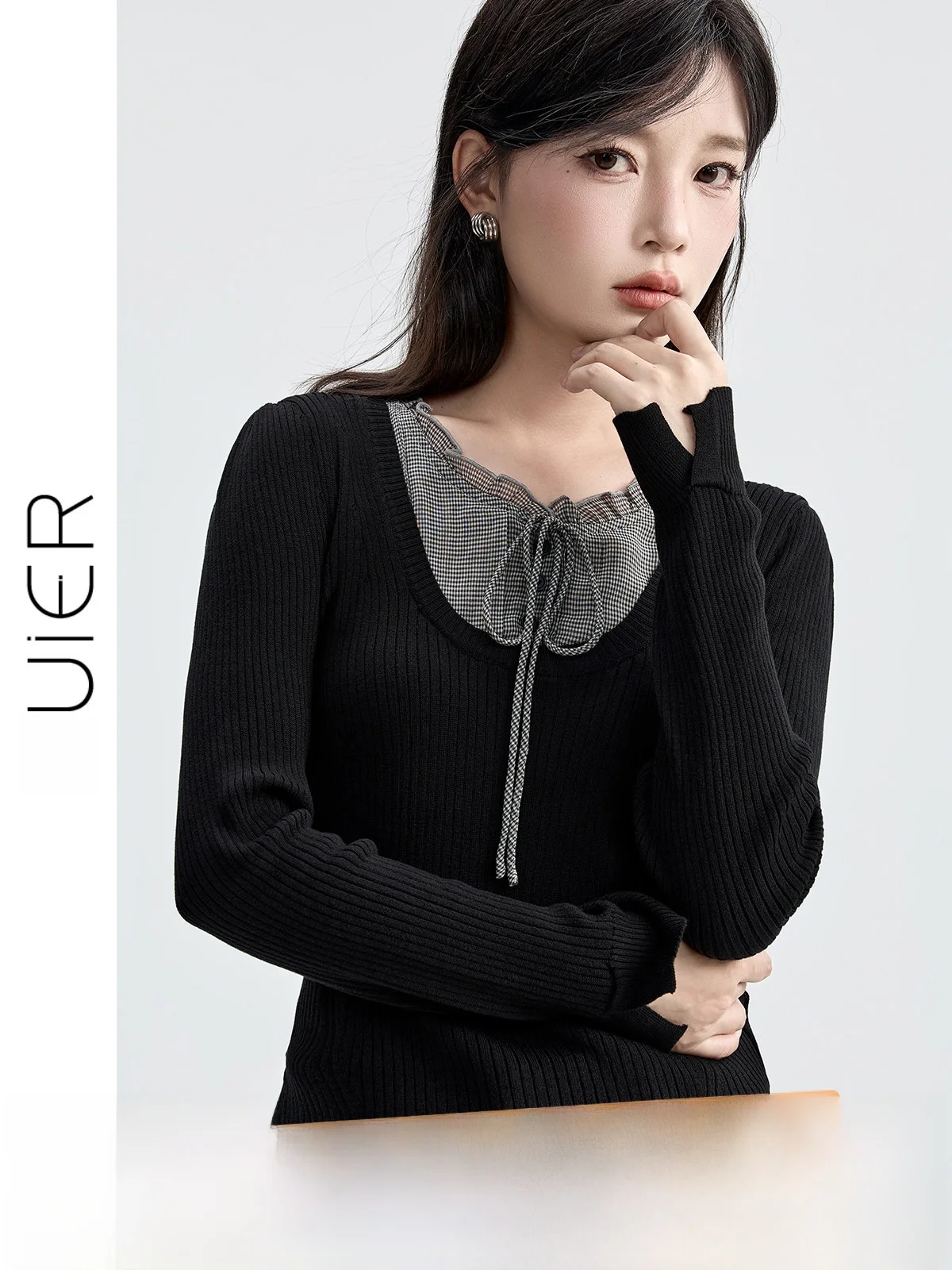 

Облегающий вязаный свитер в клетку с круглым вырезом и кружевной отделкой, с завышенной талией, новинка осени 2026