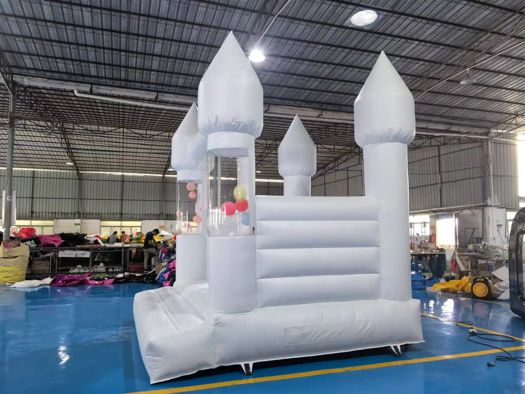 บ้านลมงานแต่งงานสีขาว บ้านเด้งดึ๋งเป่าลม ปราสาทลมเด้งดึ๋ง ติดตั้งง่าย