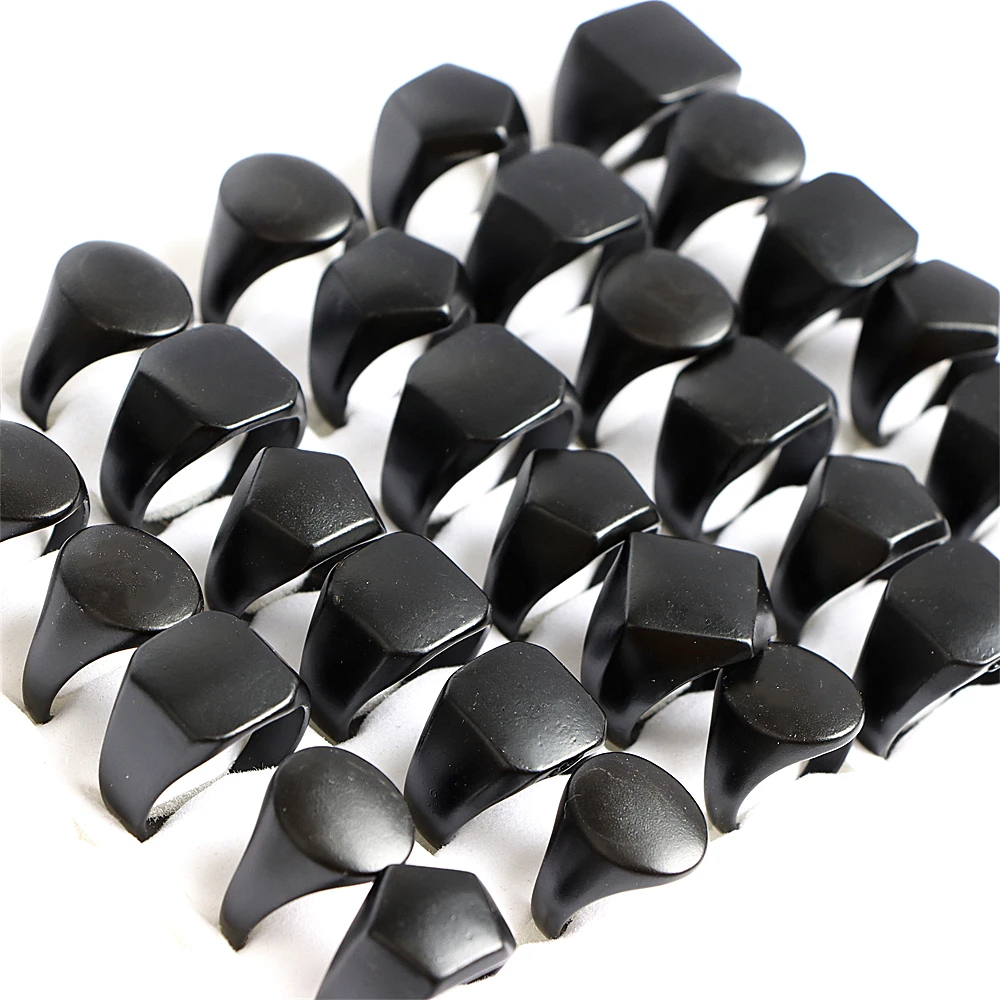Wholesale Bulk 20Pcs/Lot Fashion Black Smooth Geometry Metal Jewelry Rings For Women Men Mix Style Party Gift Size 17mm to 21mm