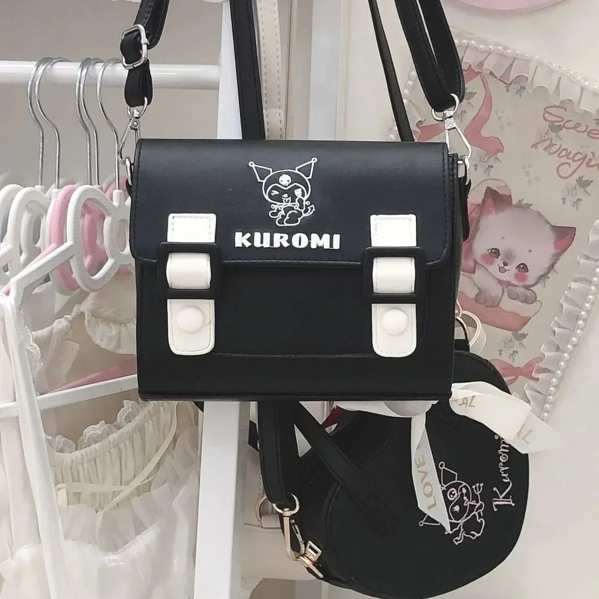 Hello Kitty Modieuze Portemonnees Kuromi Crossbody Tassen Voor Dames Sanrio Meisjes Portemonnee Cinnamoroll Schattige Schoudertas Aan De Zijkant