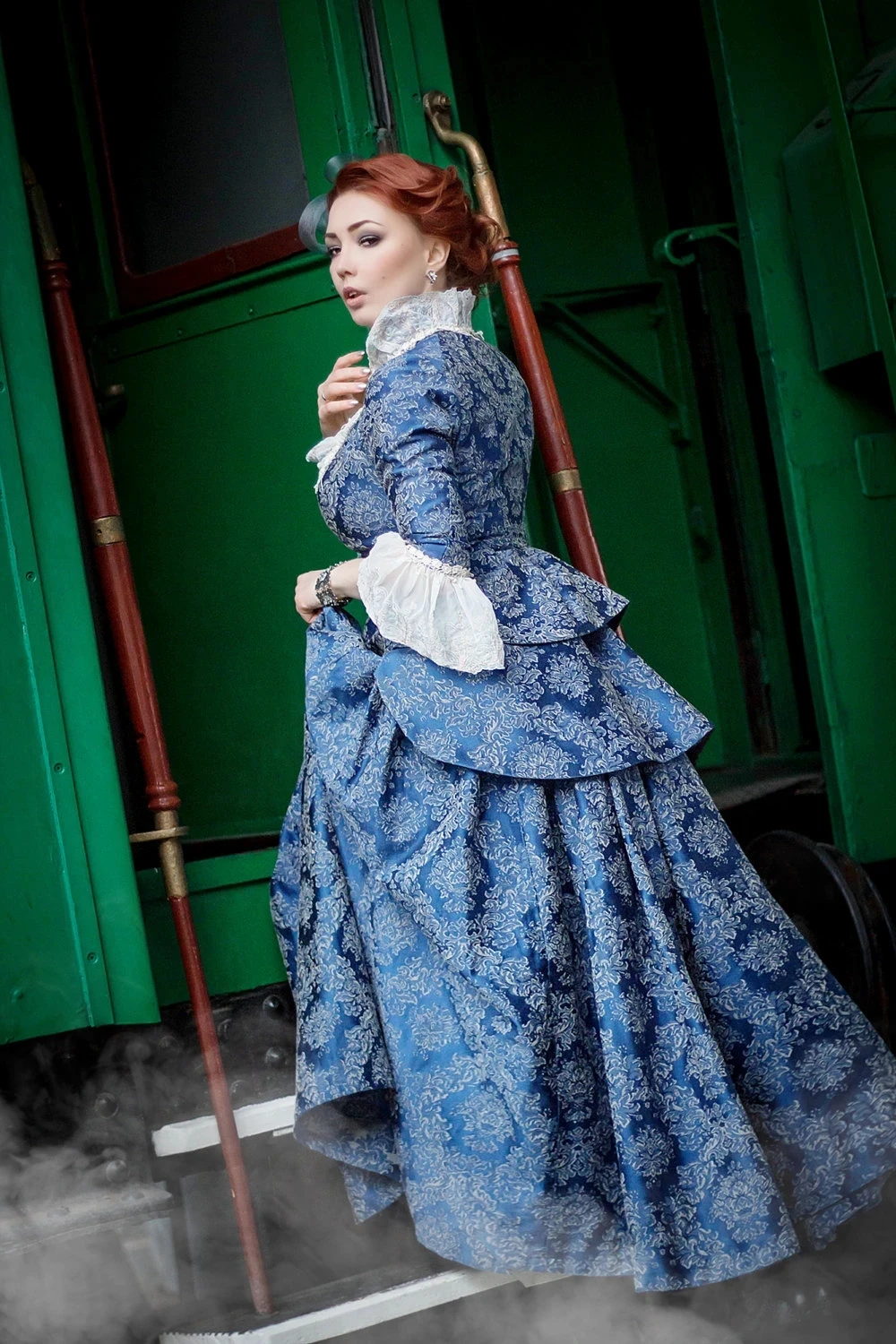 Victorian Rococo Blue Floral Dress Medieval Renaissance Princess Costume Queen Marie Antoinette Ball Gown Theatre Outfits