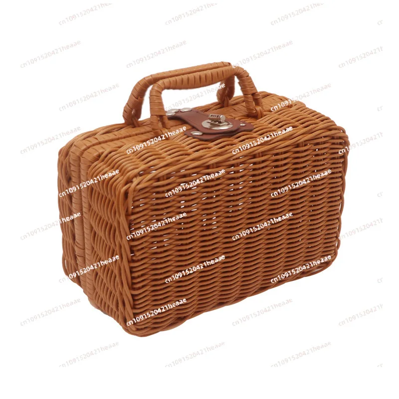 Suitable for vintage rattan woven suitcases, picnic baskets, photography props,