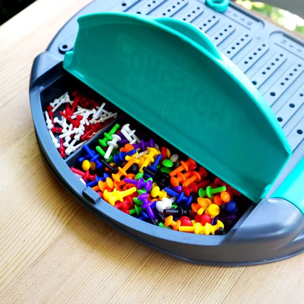 Juego interactivo de plástico a juego, tablero de ajedrez, juegos de mesa de estrategia Montessori, pensamiento lógico educativo