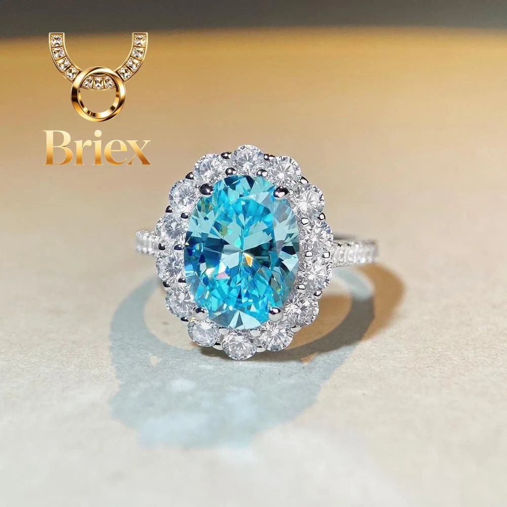 Briex Jewelry Luxury Solid Platinum PT950 8 karat Moissanite Diamond Ring Women's Flower-shaped Diamond Pigeon Egg Banquet Ring