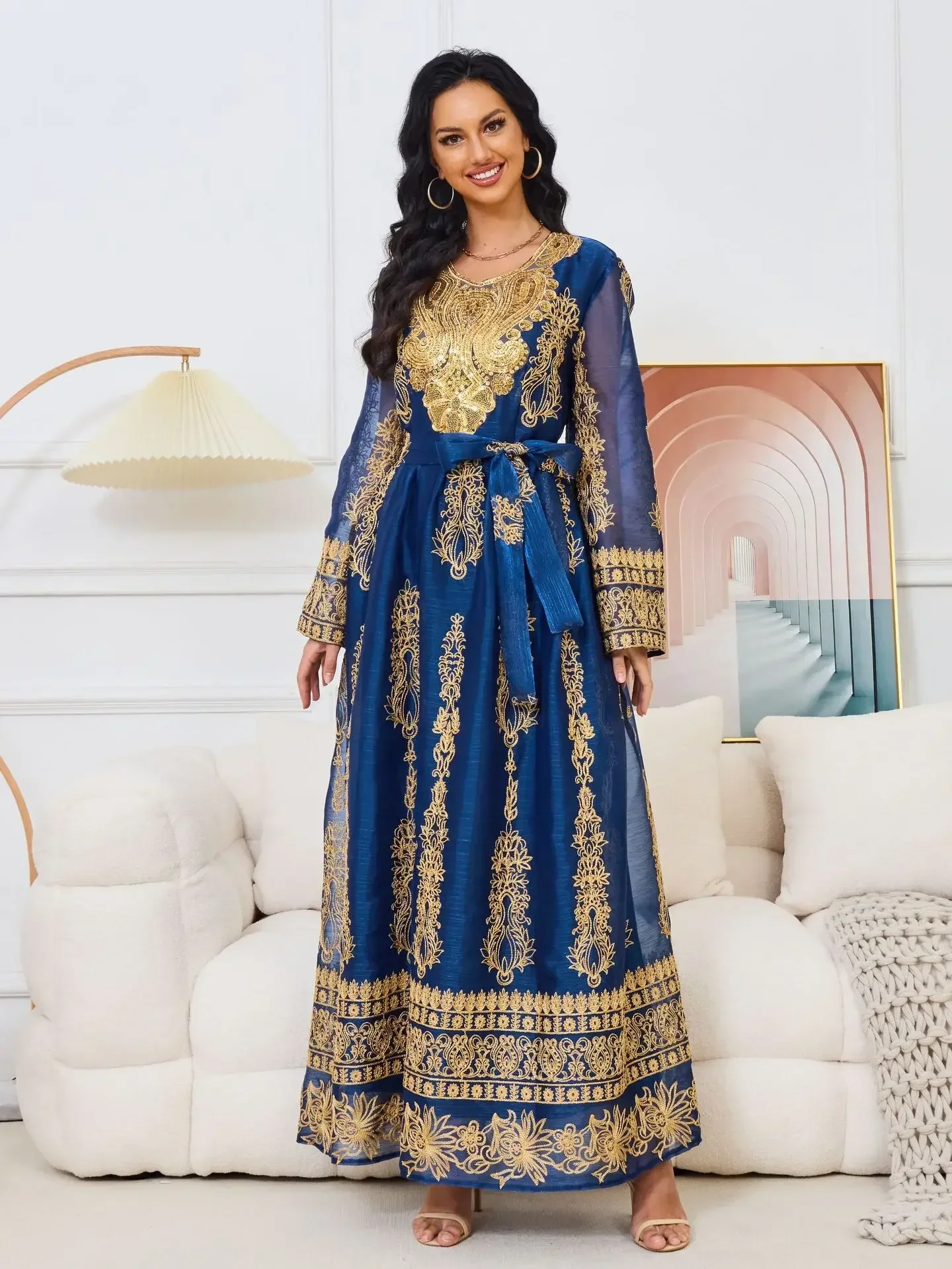 Luxurious Diamonds Women Middle East Robe Muslim Evening Dress Gorgeous Party Chiffon Gold Sequins Embroidery Blue Arabic Dress