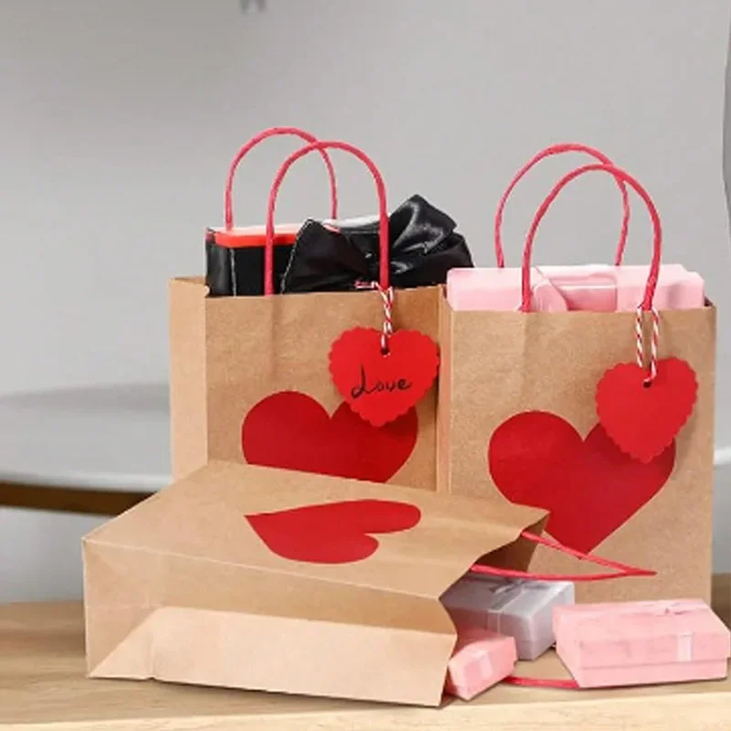 10Pcs Red Heart Kraft Paper Gift Packing Bags with Tag Shopping Tote Bag for Valentine's Day Wedding Anniversary Party Decor