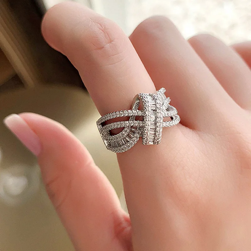 

Classic design wide hollow out diamonds inlay intertwine rings for women silver 925 art sparkling geometric ring banquet jewelry