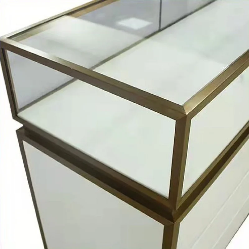 Armoire de magasin de bijoux haut de gamme personnalisée, comptoir en verre, vitrine de bijoux en or, design d'intérieur