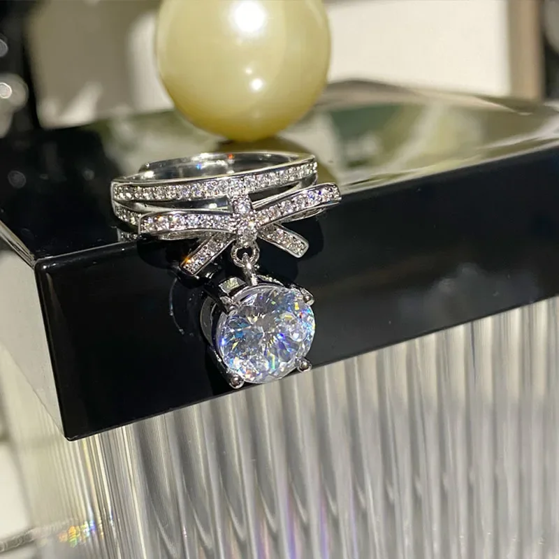 MDLFES Moiss1nite نمط الفراشة الجنية الدائري النساء ظهرت 8A سحق الحلو الوردي شرابة خواتم