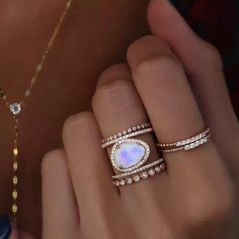 European and American Hot Moonstone Geometric Ring for Women 2024 New Stainless Steel Crystal Ring for Girls Jewelry Accessories