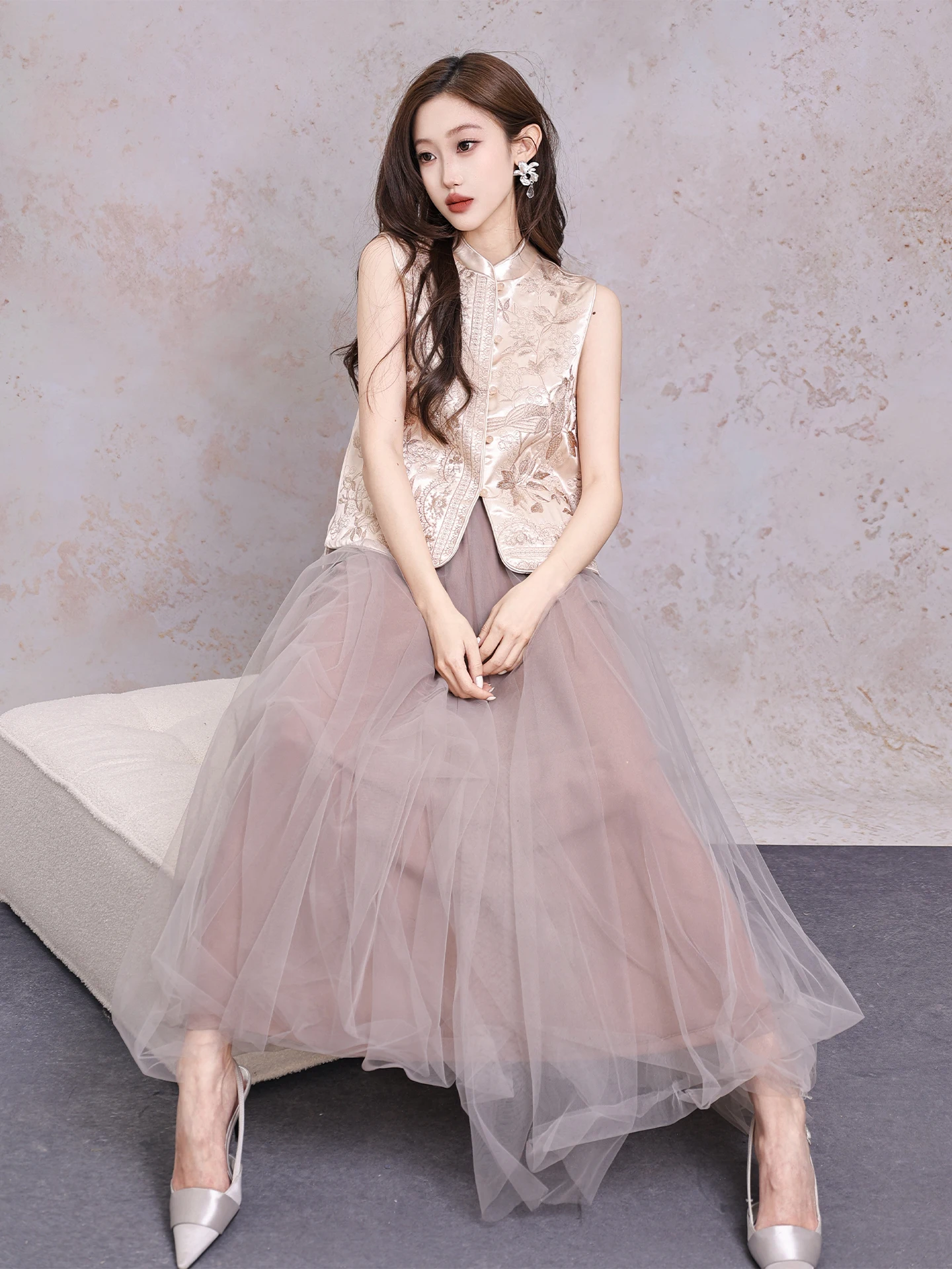 

Длинная многослойная юбка-полусолнце Bylu Design Sensation из пышного тюля с эффектом драпировки, женская, с высокой талией, из полиэстера, весна-лето