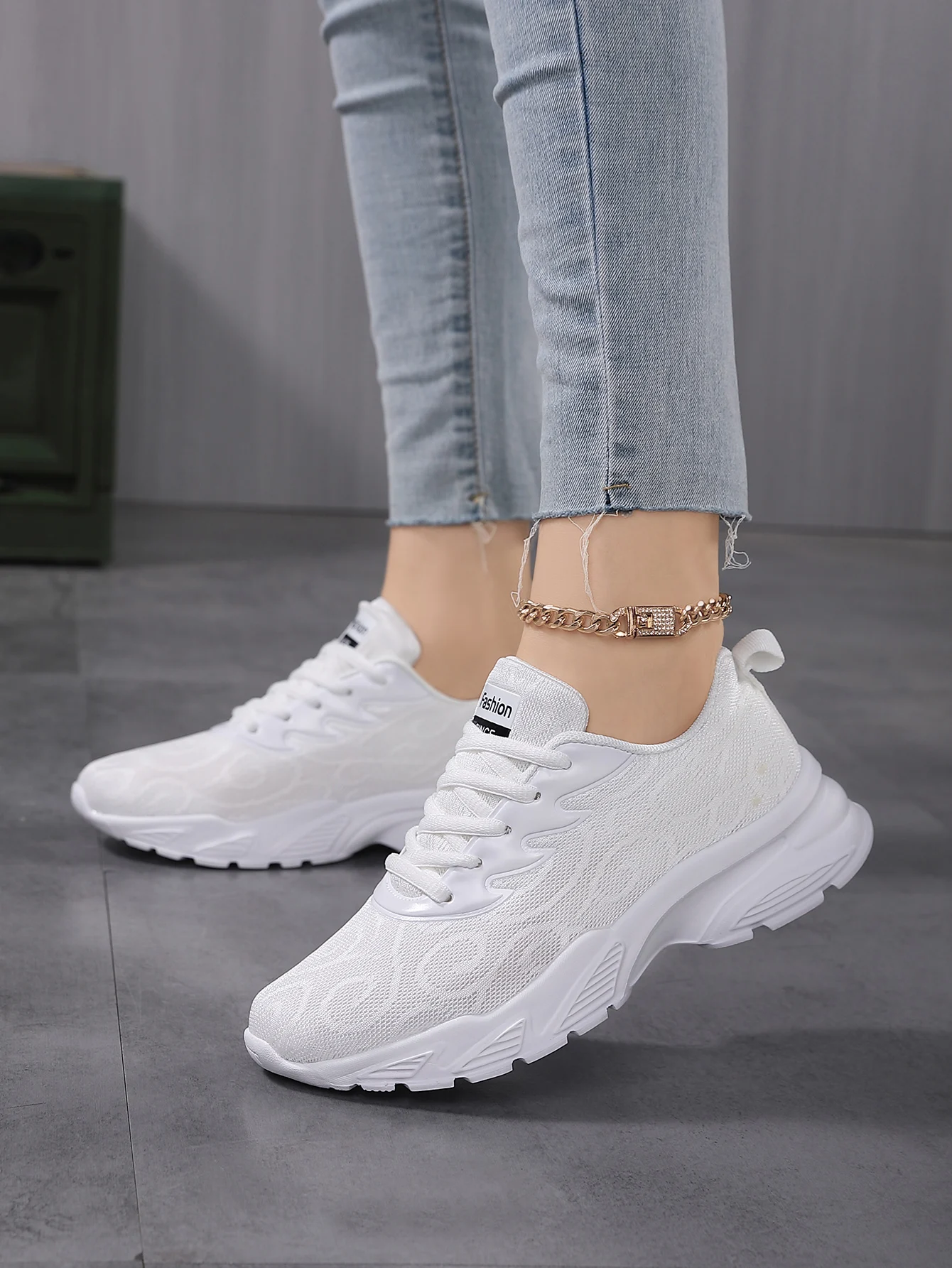 Spring Autumn Mesh Casual Shoes for women Breathable full White sneakers Woman soft soled running shoes Leisure Sports Footwear