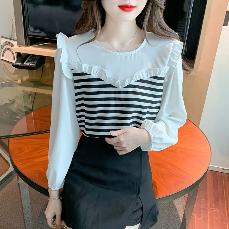 Fashion O-Neck Striped Spliced Ruffles Blouses Women\'s Clothing 2023 Autumn Winter Loose Casual Tops Commuter Shirts