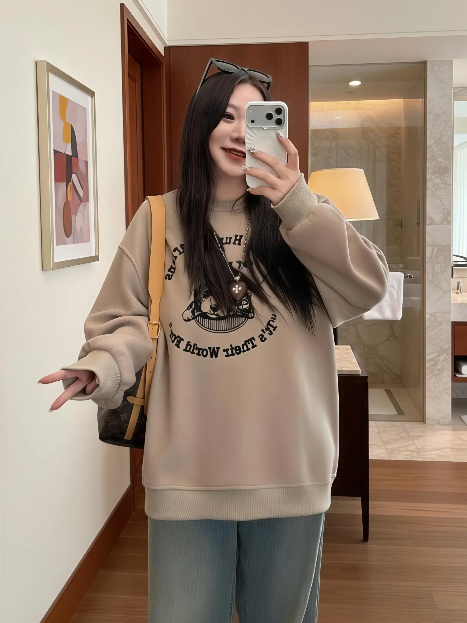 

Женская модная повседневная утепленная флисовая толстовка больших размеров в корейском стиле, осенне-зимняя, универсальная, скрывающая недостатки фигуры