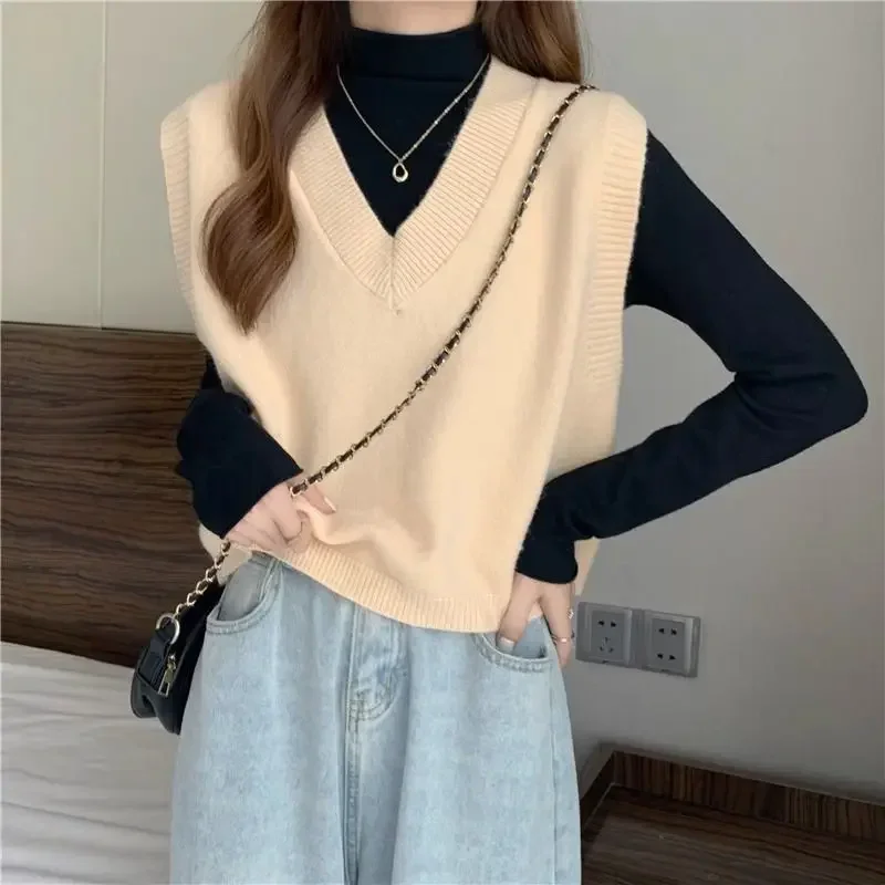 Women\'s Sweater Yellow Vest Short Knit Tops for Woman Green Crop V-neck Korean Style Winter Thermal Blouse Tall Long Sleeve Warm