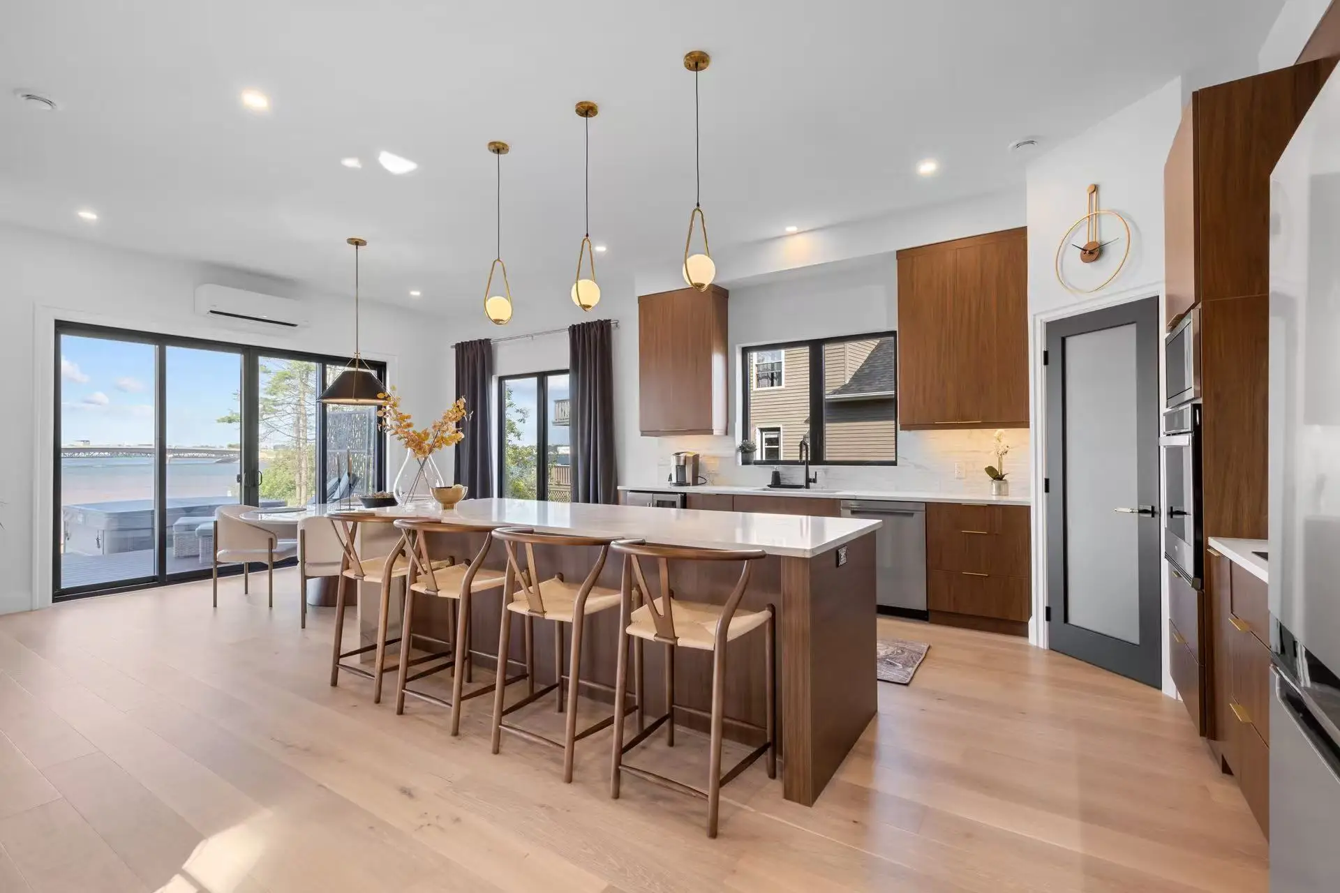 One-stop Service Customer case Pictures of Melamine Walnut Wood Modern Kitchen Cabinets for Whole-house Customization