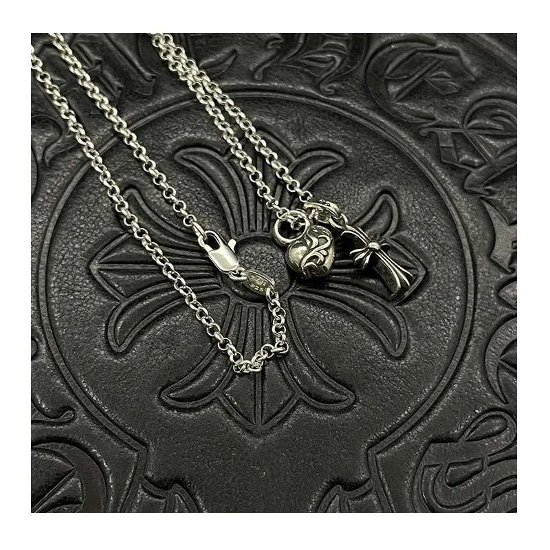 

Trendy Thai Silver Retro Old Cross Peach Heart Necklace High-end Autumn and Winter Accessories Jewelry Sweater Chain