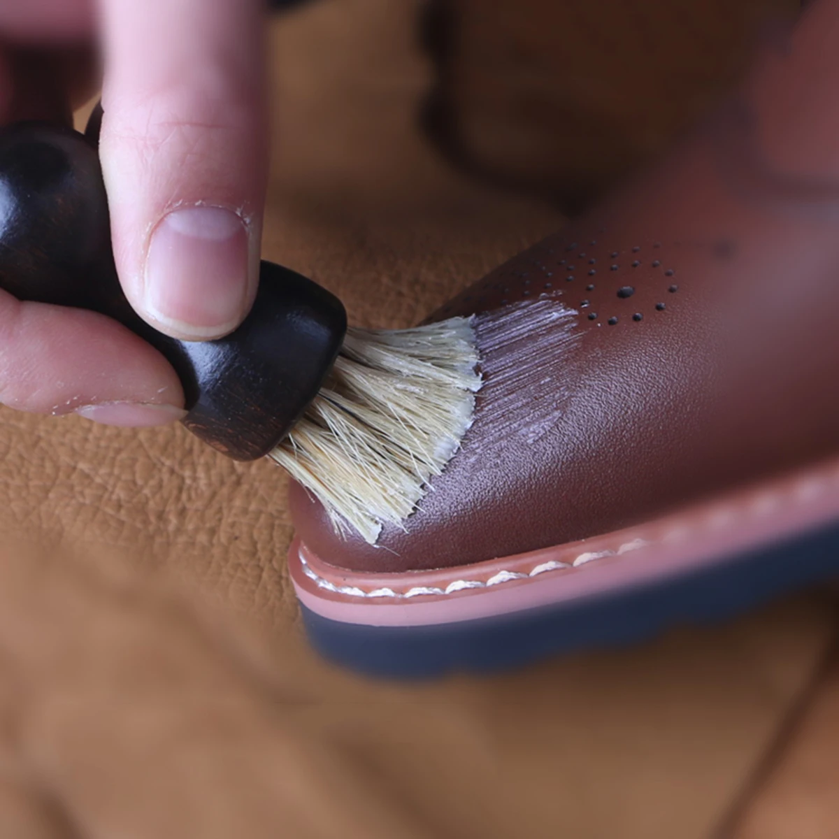 

4Pcs Wooden Bristle Shoe Care Brush Set Compact Light Weight Scrubber for Deep Cleaning Angles Easy to Carry for Daily Use