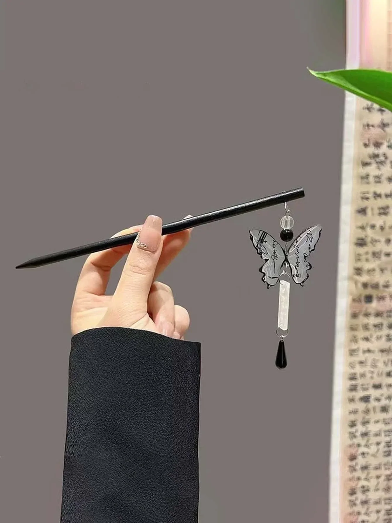 1pc Butterfly Tassel Hairpin Elegant Hanfu Hair Accessory for Women Chinese Qipao Step Shake Hairpin view 3