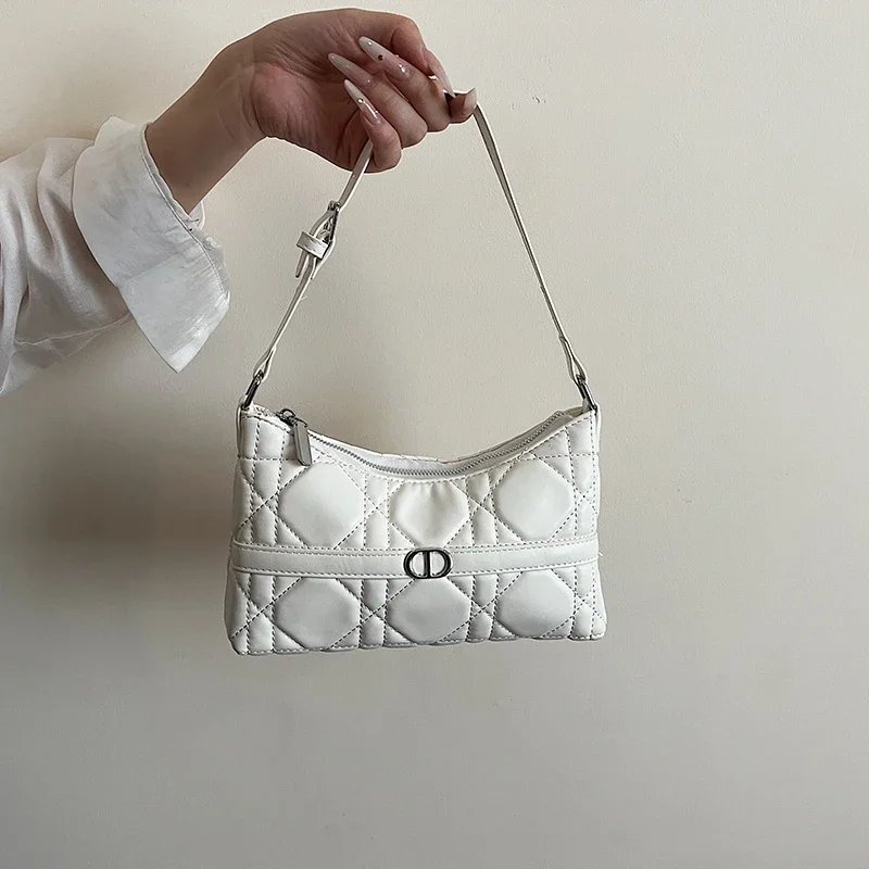 

Elegant Classic Parisian Leather Handbag Luxury Crossbody Bag Women Stylish Vintage Minimalist Design Casual Commuter Purse