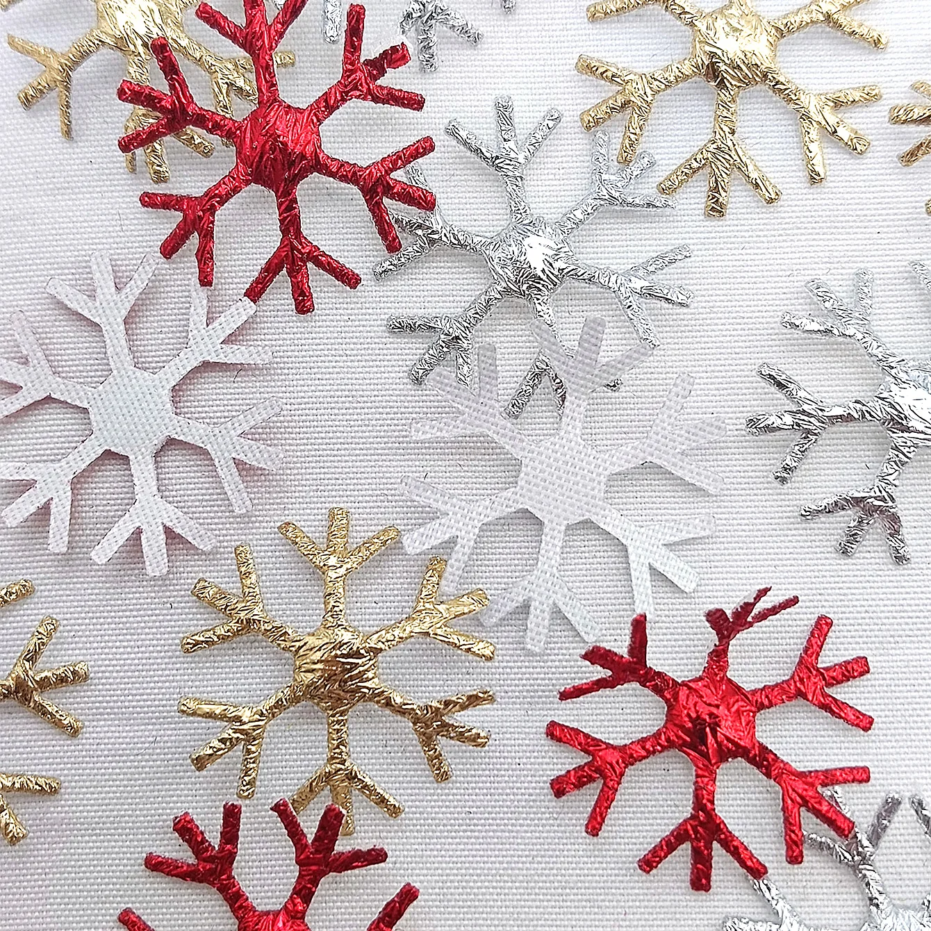 100pcs 2.2cm Christmas Snowflakes Confetti Xmas Tree Ornaments Christmas Decorations for Home Winter Party Cake Decor Supplies