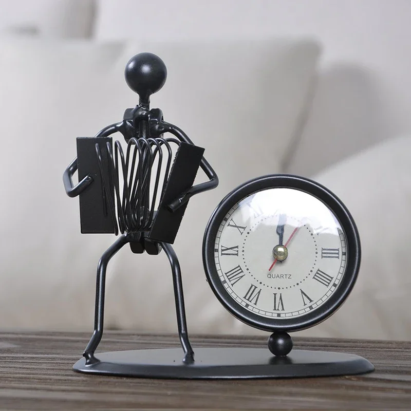 European Antique Iron Clock Room Vintage Clock Table Clock Retro Roman Digital Clock Instrumental Performance Desktop Ornaments