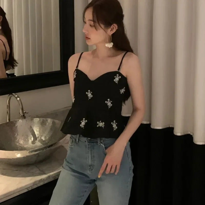 Floral Embroidery Ropa Mujer Feminino Sexy Top 2024 Summer New Clothes Women Korean Chic Sleeveless Camisas Tunic Hem Tops