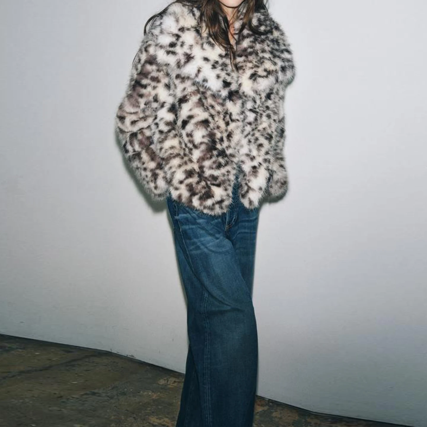 Z 2025 新ファッションアニマルプリント人工毛皮ジャケット レディースアウター 長袖ルーズフィット通勤スタイル秋コート