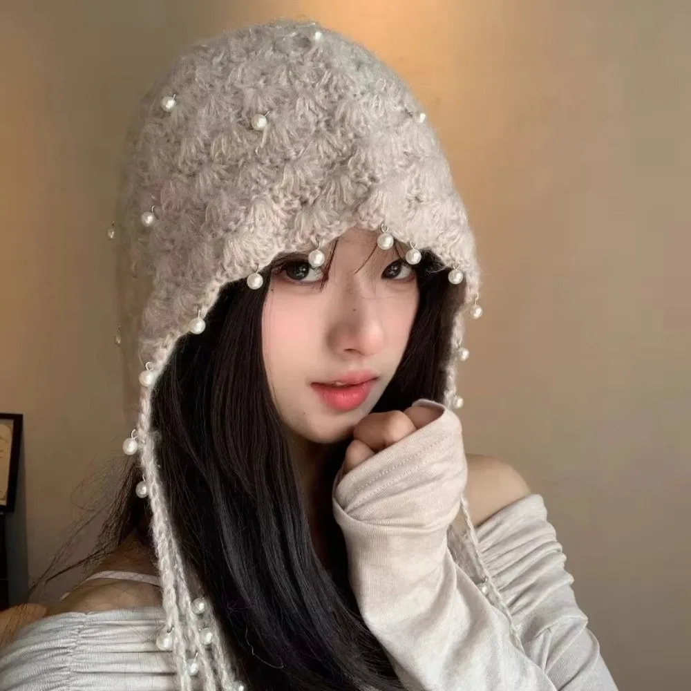 Retro Hollow Out Knitted Pullover Hat Stretchable Winter Warm Fringed Beanie Cap Pearl Tassel Pendant Headband Hat for Women