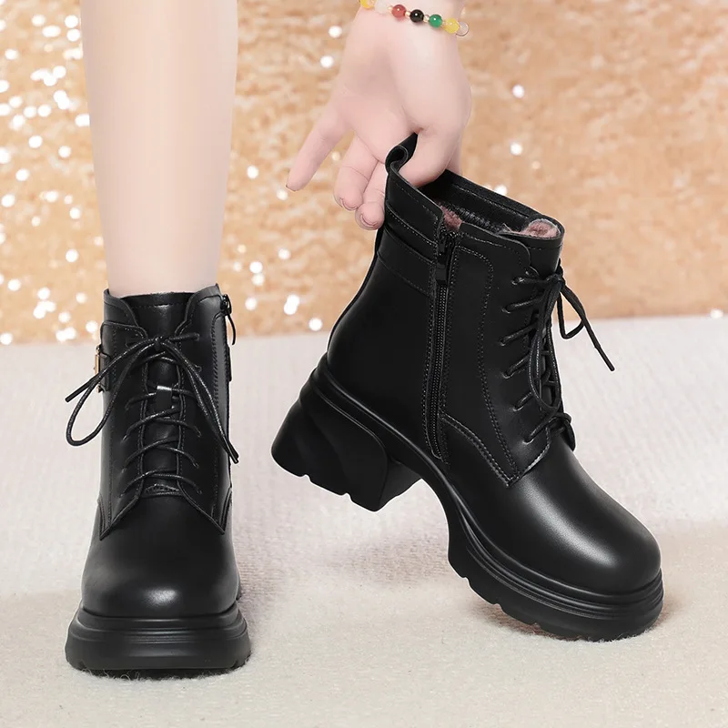 

6cm Comfortable Thick Bottom Platform Shoes Motorcycle Boots Winter 2025 Square Heels Soft Leather Ankle Boots Fur for Office
