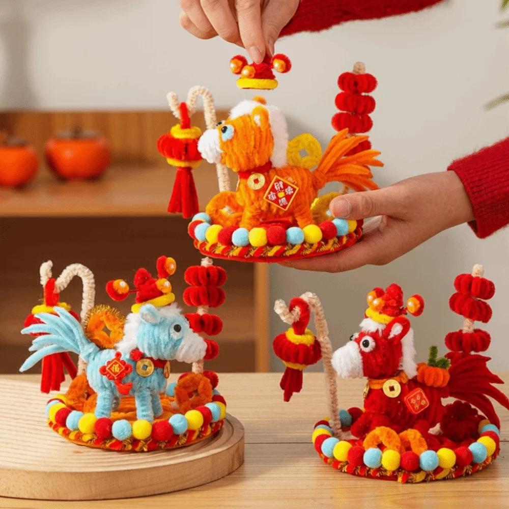 Ręcznie Robiony Wisiorek na Biurko w Kształcie Konia, Niedokończony, Kreskówkowy, Kreatywny, DIY, Twister Stick, Uroczy Zestaw Materiałów DIY, Dekoracja na Chiński Nowy Rok z Motywem Konia