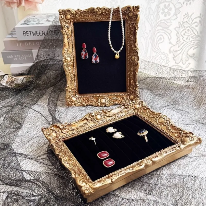 

Retro Ring Display Rack Luxury Earring Storage Stand Counter Velvet Earring Displays Tray Black Jewelry Packaging Organizer Tray