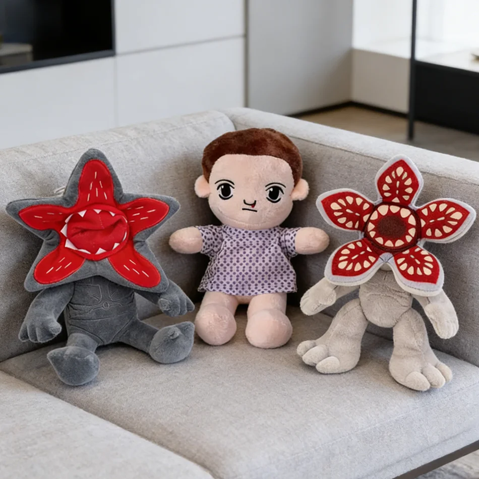 Auf Lager Bestseller 3-teiliges Set Niedliche Cartoon-Spielfiguren Plüschtiere Neuartige Stoffpuppen Perfekte Halloween-Geschenke für Kinder Jungen Mädchen