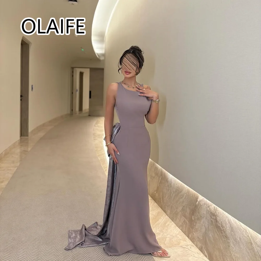 Customized Saudi O-neck Satin Formal Evening Arab Dress Sexy Mermaid Floor-Length Open Back Prom Evening Gown with Sweep Trian