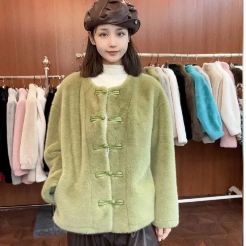 Women's Clothing Winter Warm Vintage Faux Fur Coat New Windbreaker Leather Fur Combination Coat High-end Button Chinese Style