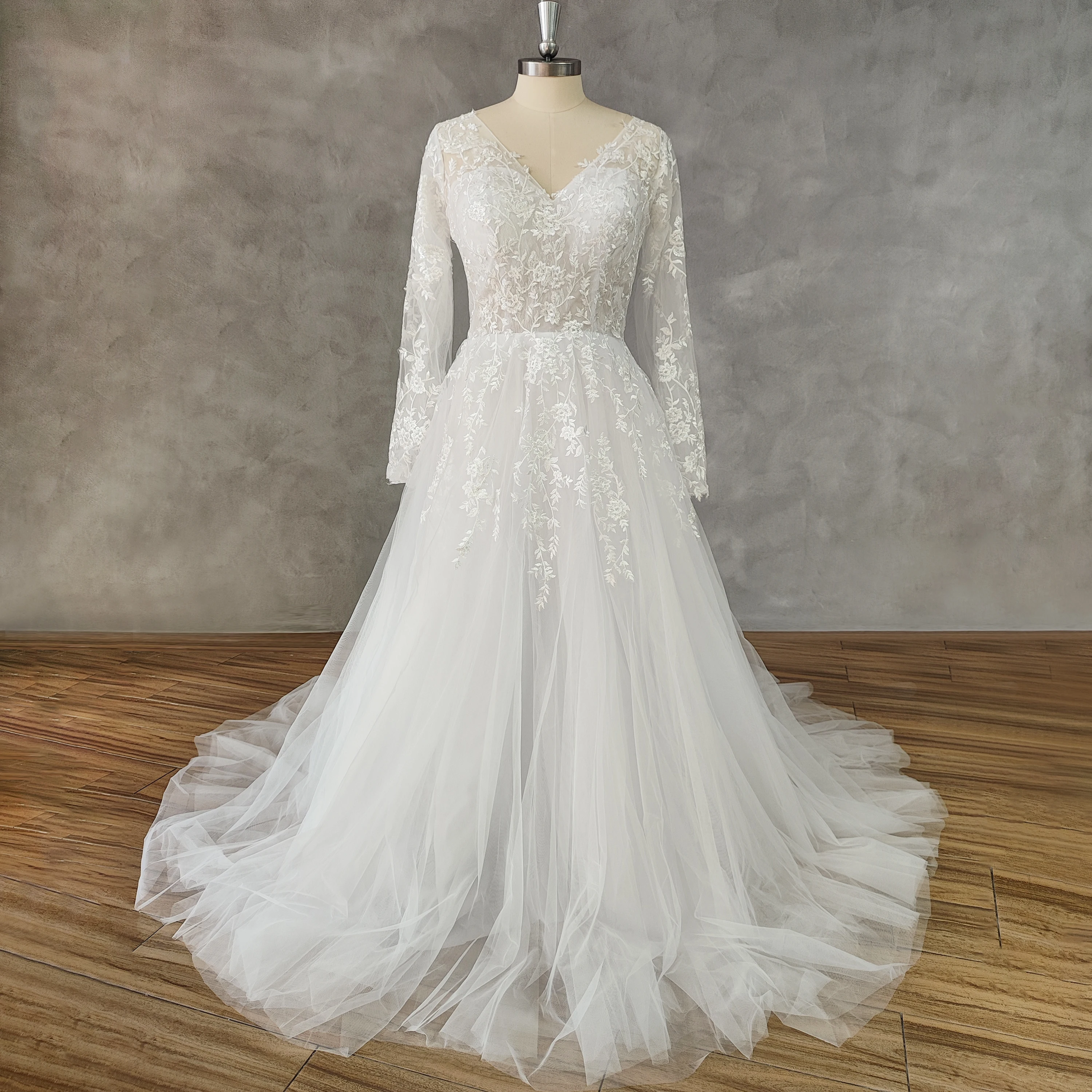 DIDEYTTAWL Real Picture Long Sleeves V-Neck A-Line Wedding Dress For Women Tulle Zipper Back Appliques Court Train Bridal Gown