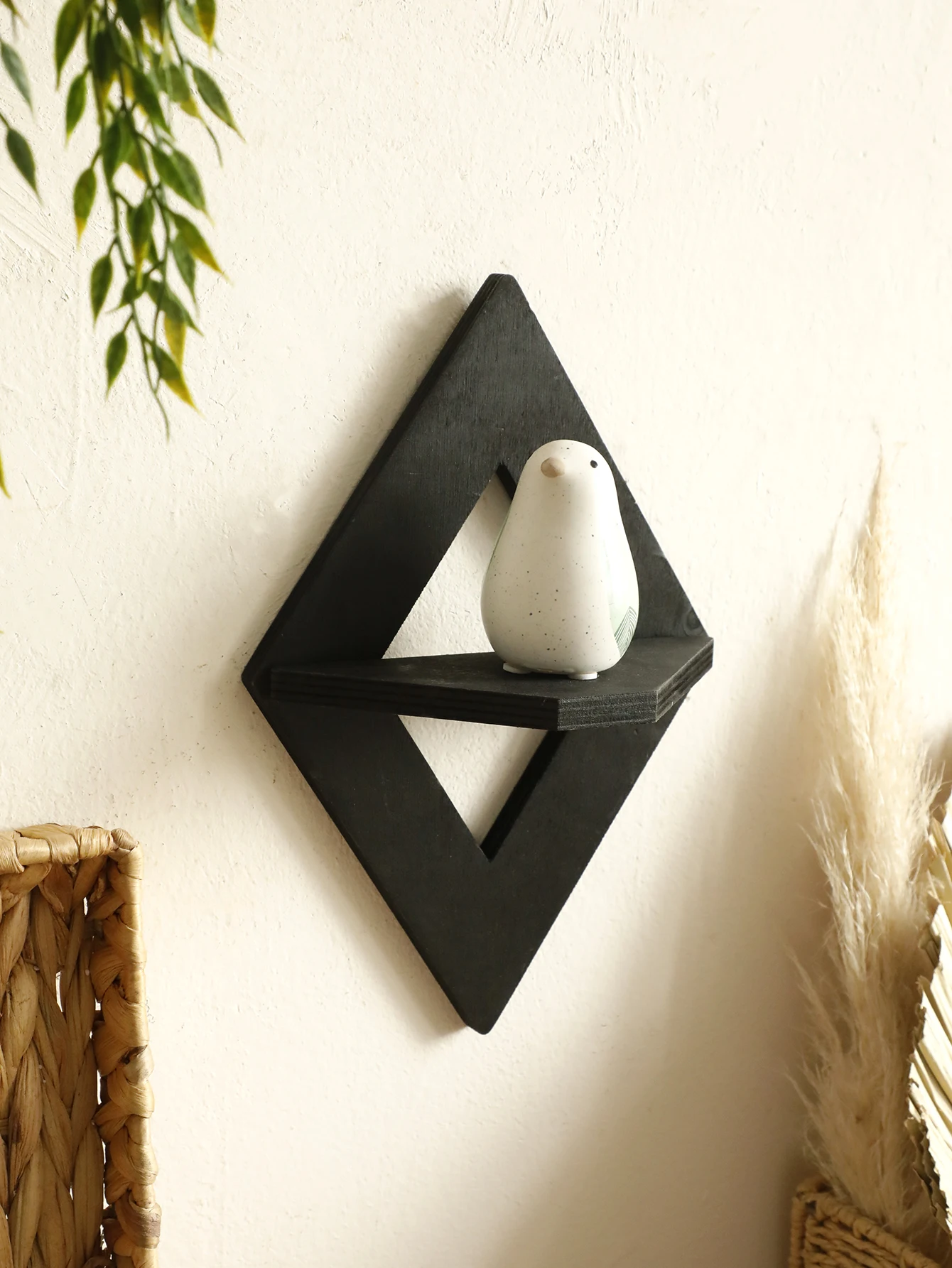 Rustic Wooden Wall Shelf Black Diamond Shaped Floating Wall Shelves Boho Home Decor Display Stand Bedroom Decors Aesthetic Ledge