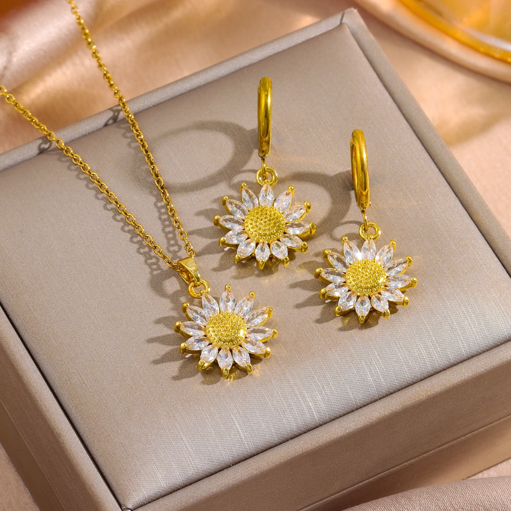 Süße, sexy Zirkon-Kristall-Sonnenblumen-Halskette und Ohrringe für Damen, luxuriöses 18K vergoldetes Edelstahl-Schmuckset für Damen