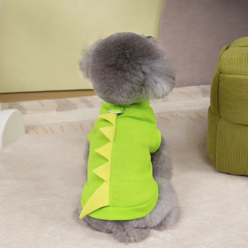 

Summer Breathable Belly - Covering Pet Clothes With Pink And White Strawberry Print. Suitable For Cats And Small Dogs, Perfect F