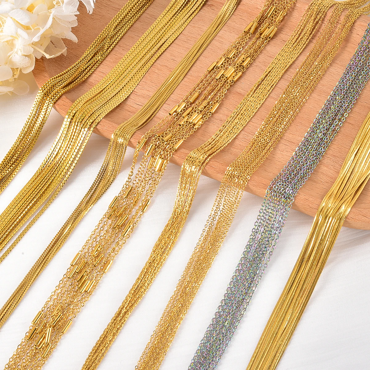 

Gold Plated Stainless Steel Necklace for Women Light Luxury Style Everyday Daily Wear Party Banquet Elegant Jewelry Gift for Her