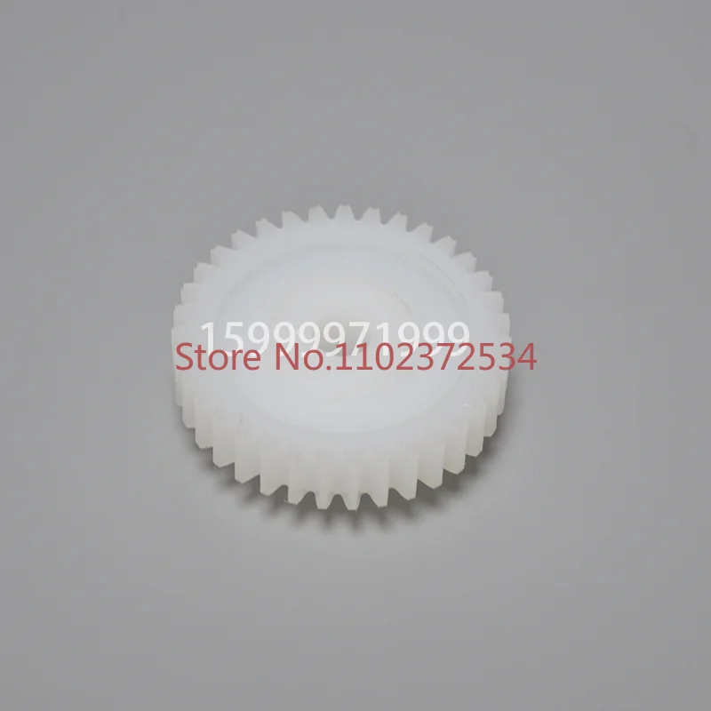 

Printing machine accessories plate making motor gear 35 teeth motor gear 00.580.4897