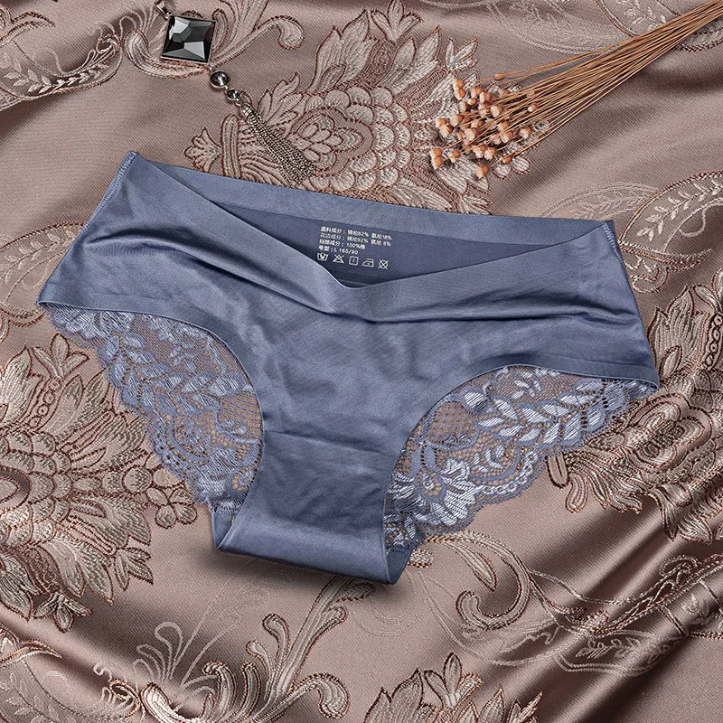 Satin Nahtlose Frauen Unterwäsche Sexy Spitze Aushöhlen Briefs Dünne Atmungsaktive Elastische Damen Höschen Einfarbig Plus Größe