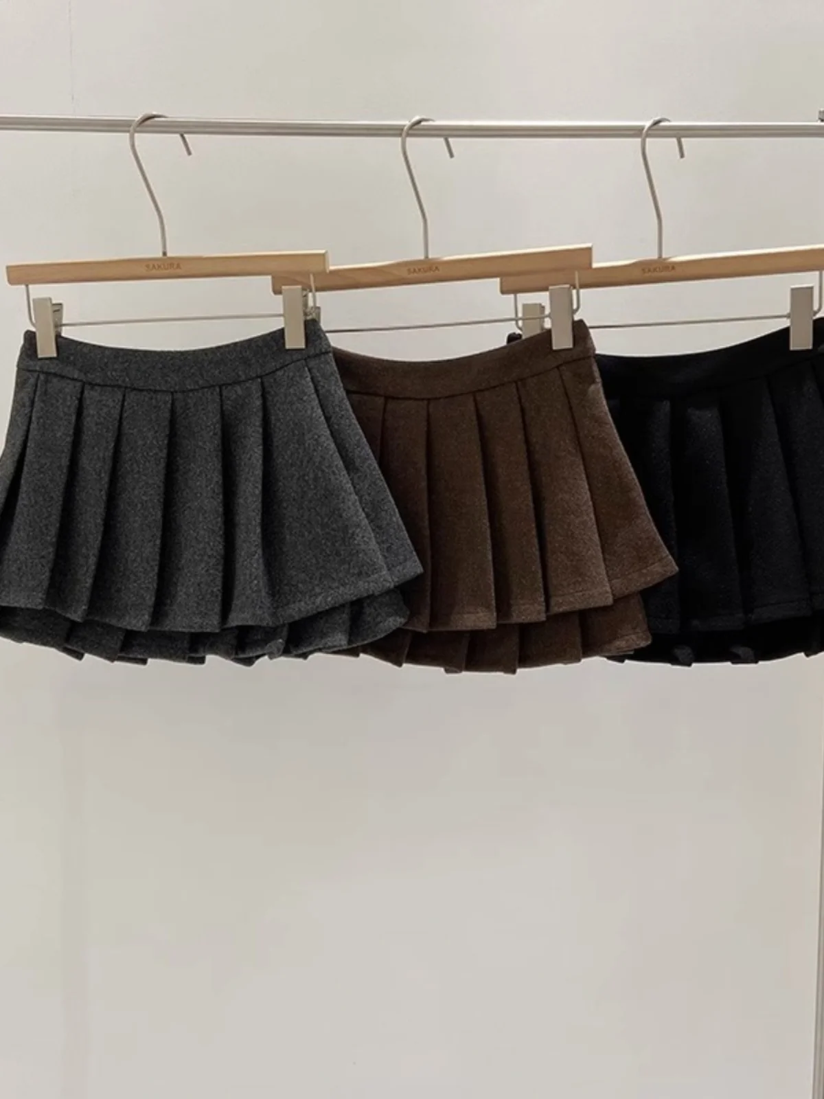 

Gray High Waist Woolen A-Line Skirt Women's Autumn Winter Commute Versatile Small Size Age-Defying Half-length Skirt