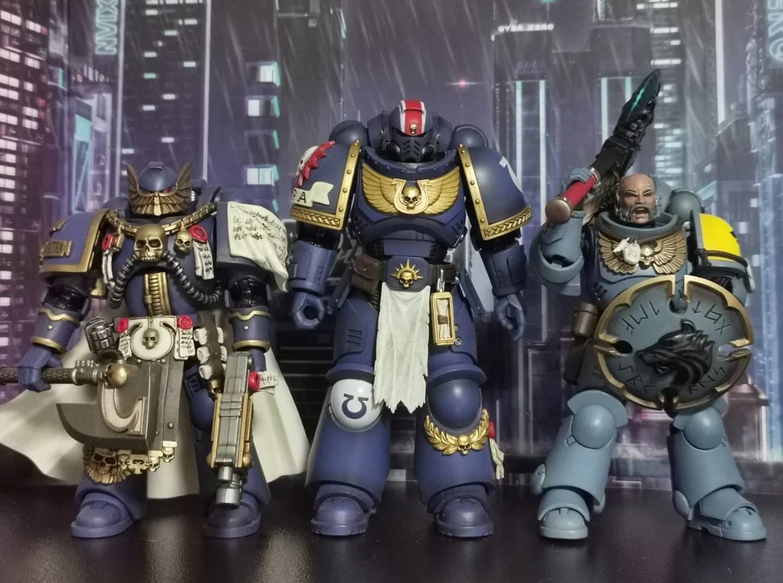 

In Stock JOYTOY Dark Source Warhammer 40K Ultramarines Lieutenant Titus/Sergeant Gadriel/Cheerren Brothers Movable Figures
