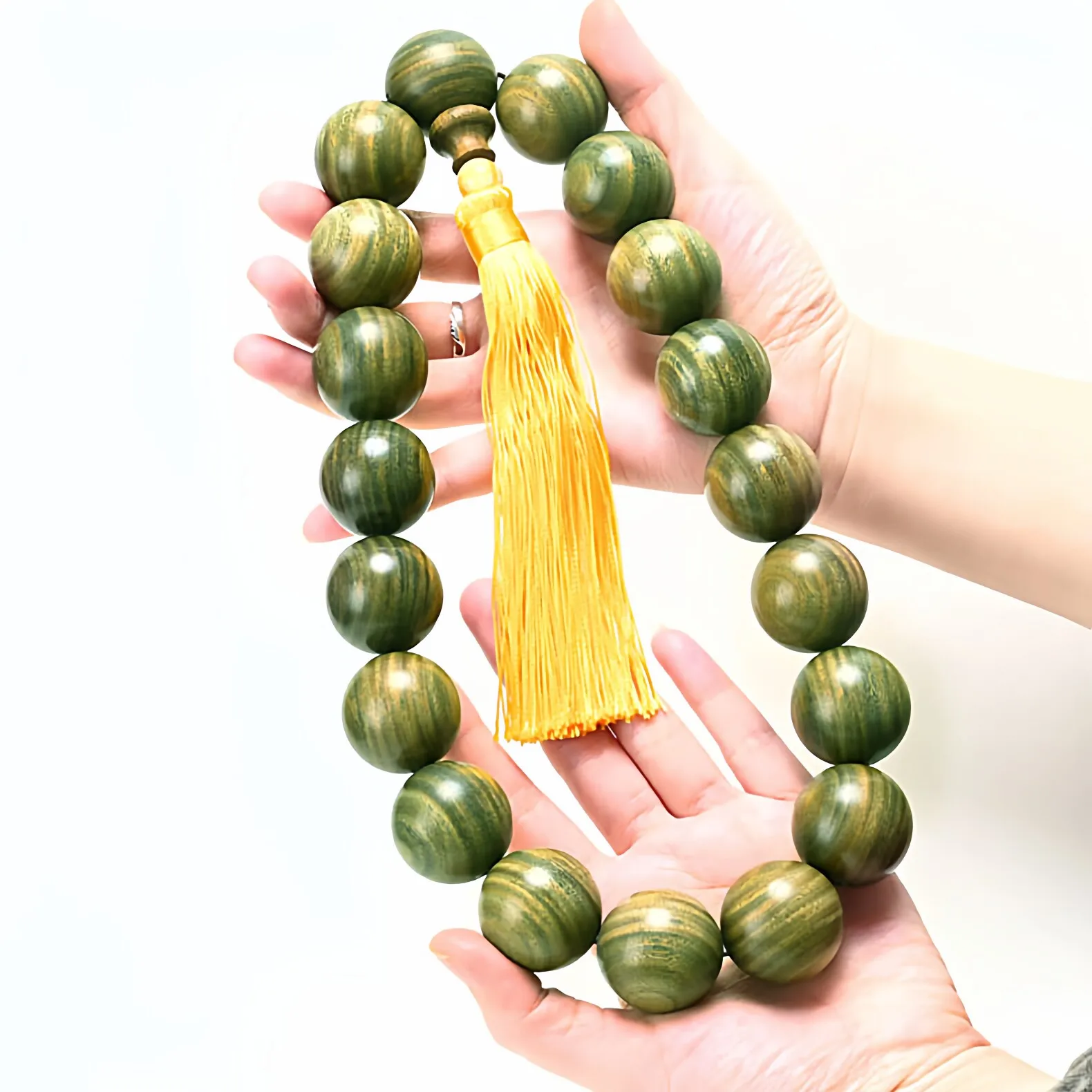 

Natural Argentine Green Sandalwood Prayer Beads Bracelet Wrist Mala Car Hanging Tassel Accessory Gifts