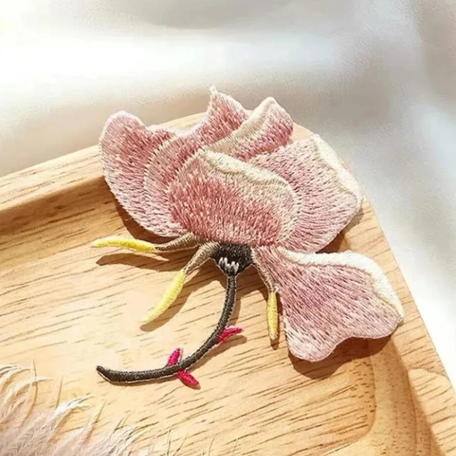 1Pair Pink Yulan Magnolia Embroidery Flower Patch Fabric DIY Cloth Jeans Accessories Sewing Repair