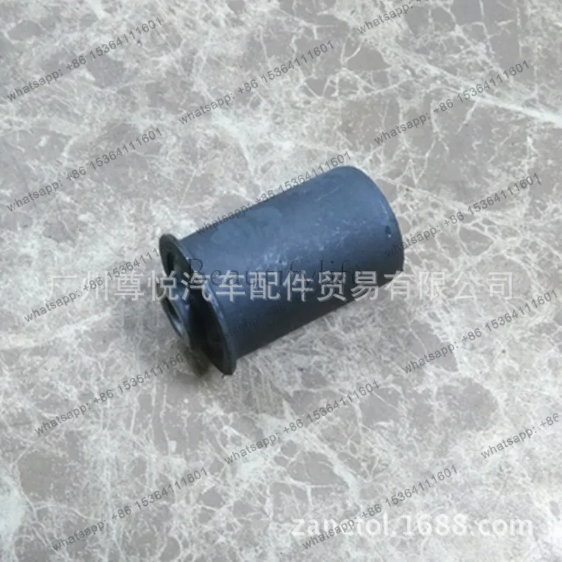 Suitable for auto parts, lower suspension bushings, rubber sleeves 52088746AA
