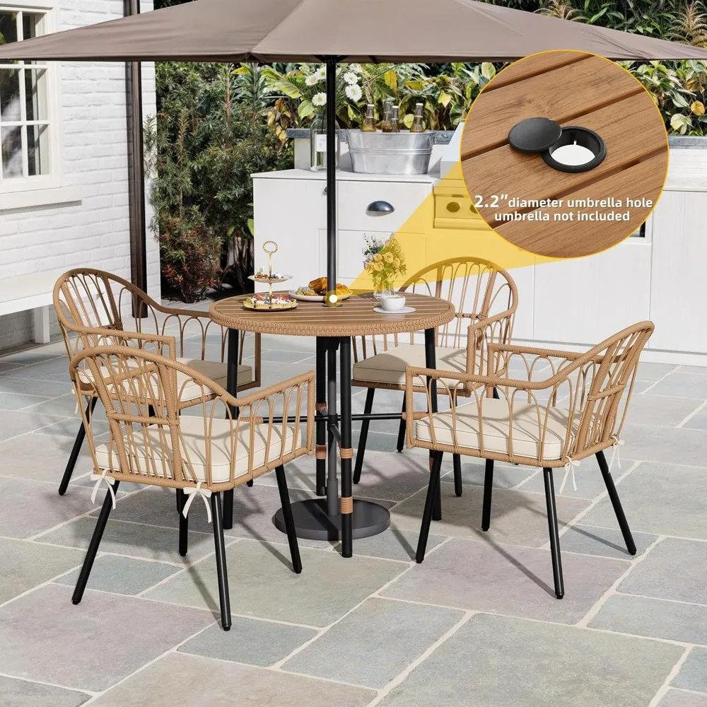 Ensembles de salle à manger de patio 5 pièces, ensemble de meubles de salle à manger d'extérieur avec trou pour parasol de 2 ", ensemble de table ronde et de chaises en osier et rotin avec Co
