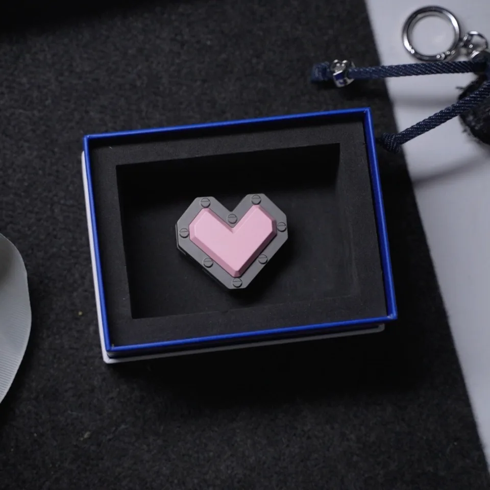 【正規品】EDC Kada OFF HEART KADA EDC Off Heart Side-Push Dense Track Fingertip Card Pushing
